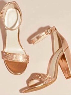 David's Bridal Byrnne Gold open toe Block High Heels Size 7